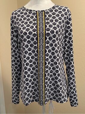 Lands' End Navy and White Long-Sleeve Rash Guard with Yellow Trim